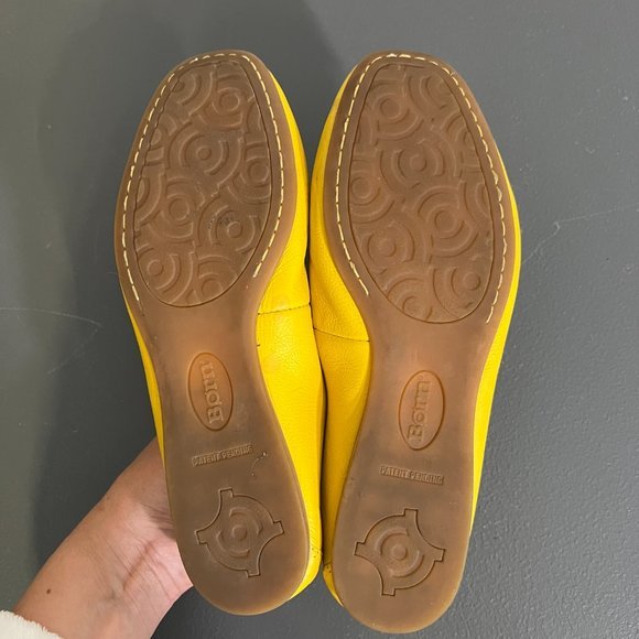 BORN Brin Leather Ballerina Bow Flats in Yellow (6) - Picture 8 of 10